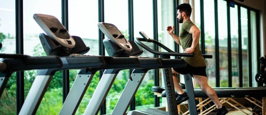 Como tomar pré-treino: Dicas para turbinar seu treino e alcançar resultados incríveis! Como tomar pré-treino: Dicas para turbinar seu treino e alcançar resultados incríveis!
